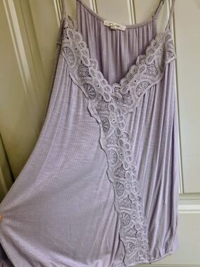 Lace-Trim Camisole in Lavender